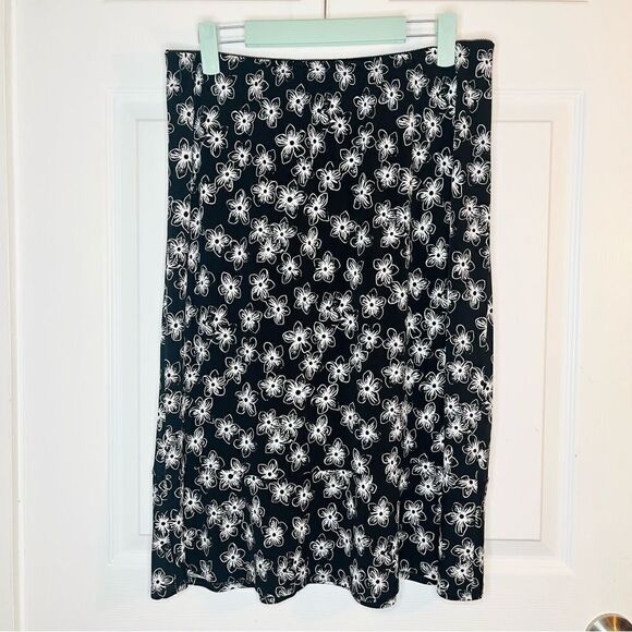 Christopher & Banks Floral Tiered Skirt Knee Length Black White M - Picture 7 of 10